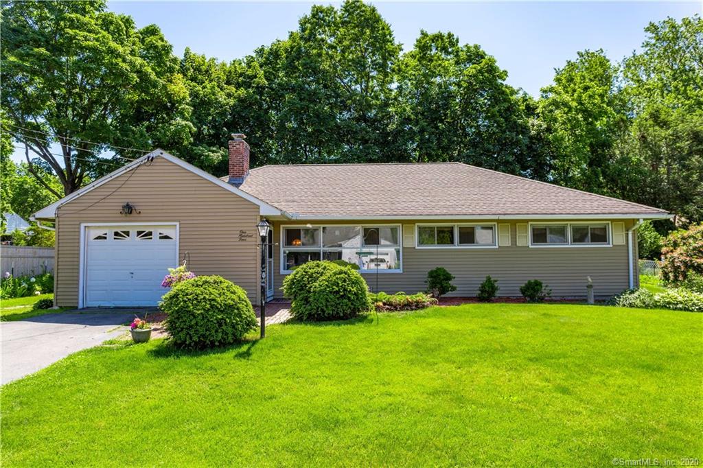 104 Conway Road Manchester CT 06042