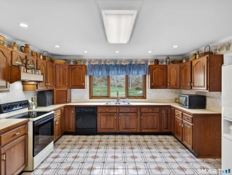 14 Bradford Road Stonington CT 06378