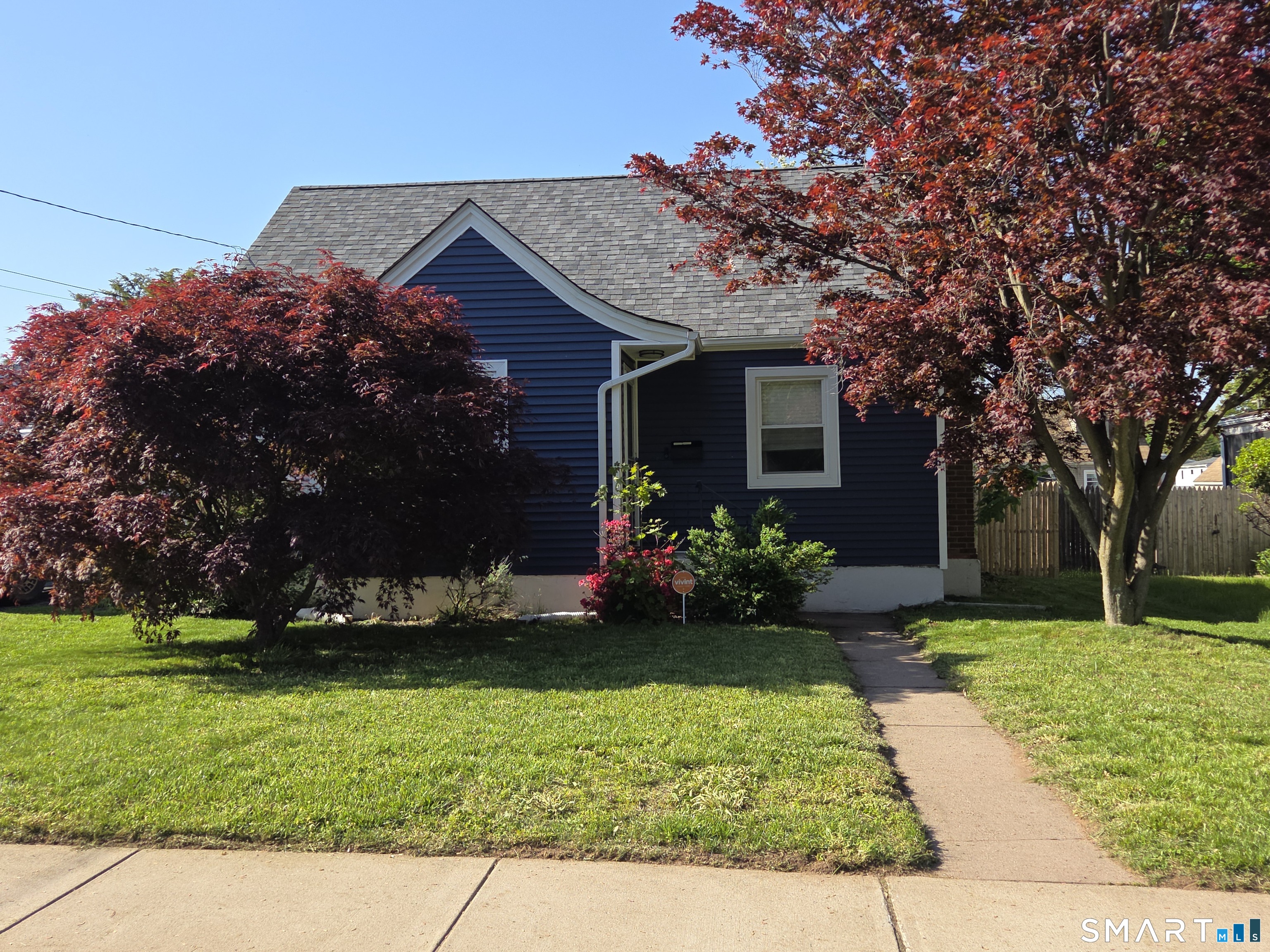 33 Linnmore Drive Manchester CT 06040