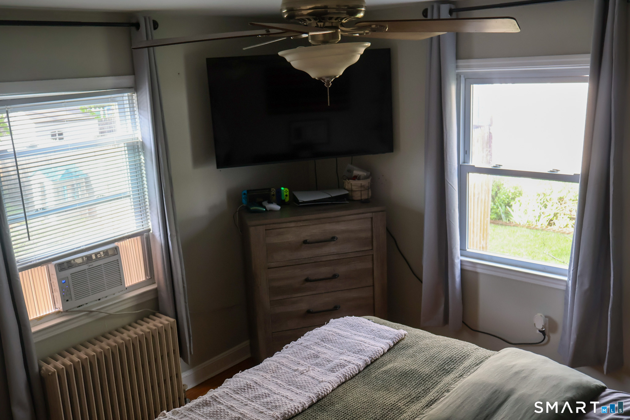 33 Linnmore Drive Manchester CT 06040