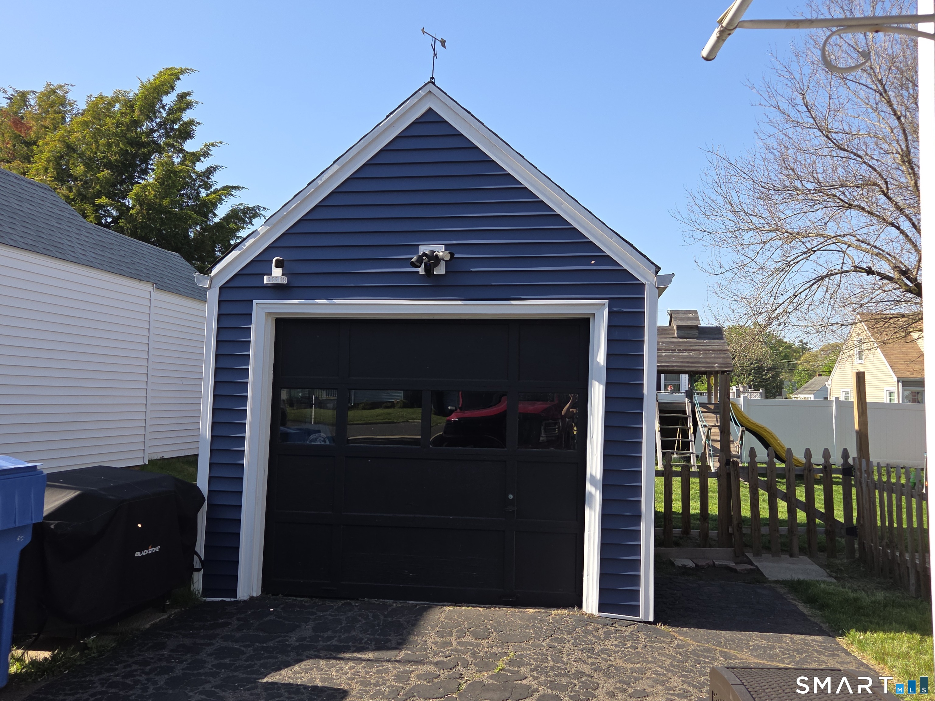 33 Linnmore Drive Manchester CT 06040