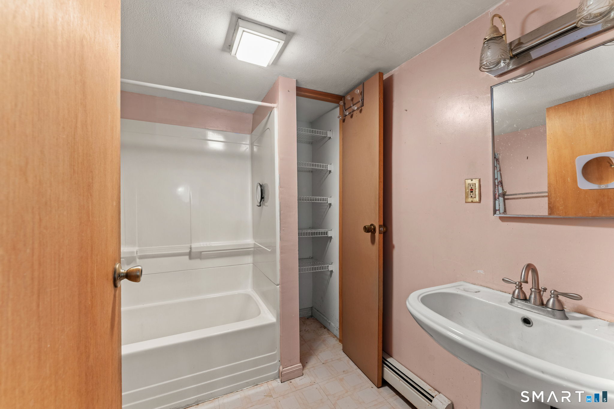196 Lake East Drive Montville CT 06370