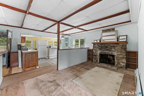 196 Lake East Drive Montville CT 06370