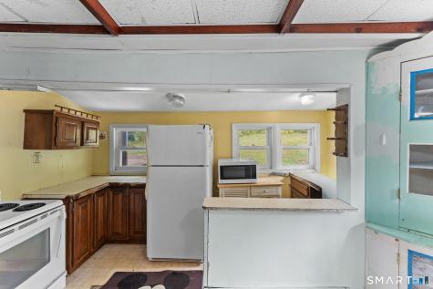 196 Lake East Drive Montville CT 06370
