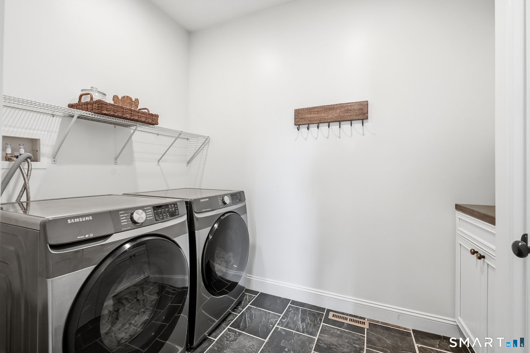 6 Matthew Drive Suffield CT 06078