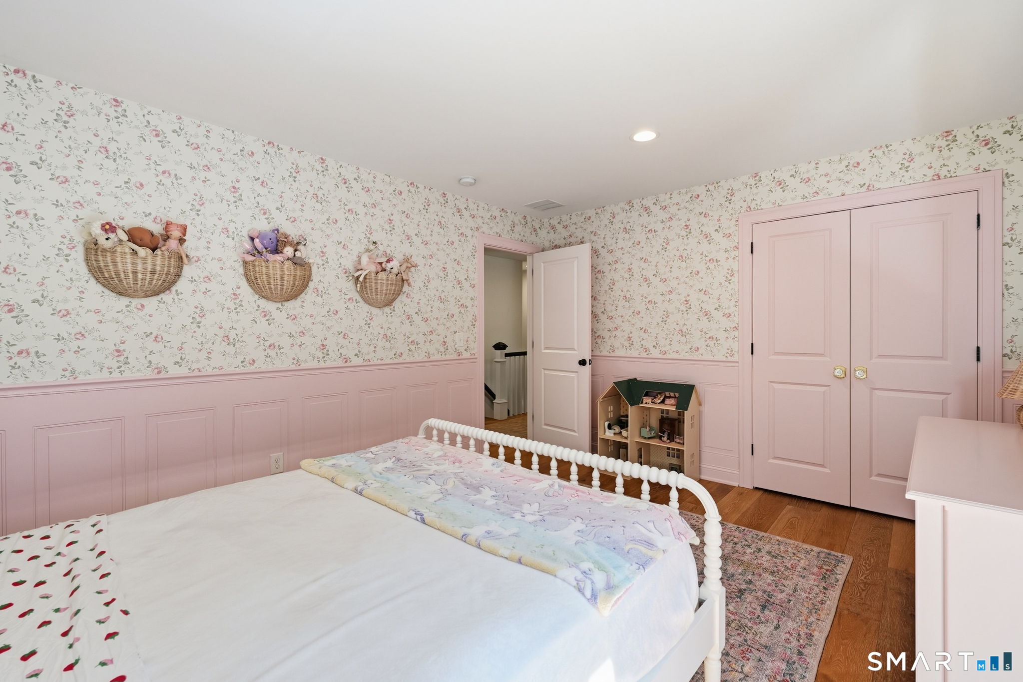 6 Matthew Drive Suffield CT 06078