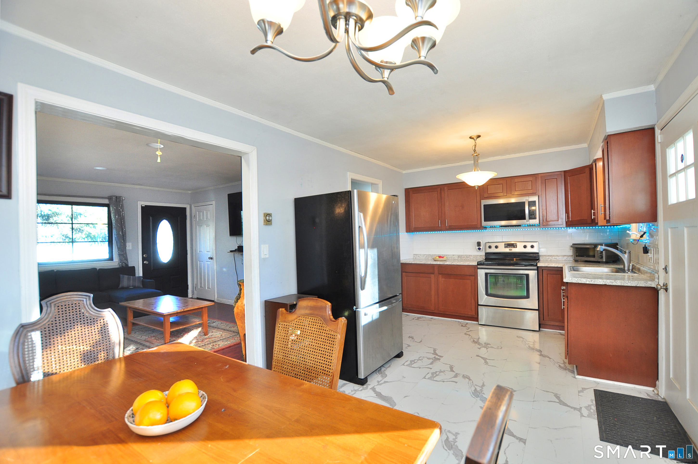 8 Cornfield Road Waterbury CT 06704