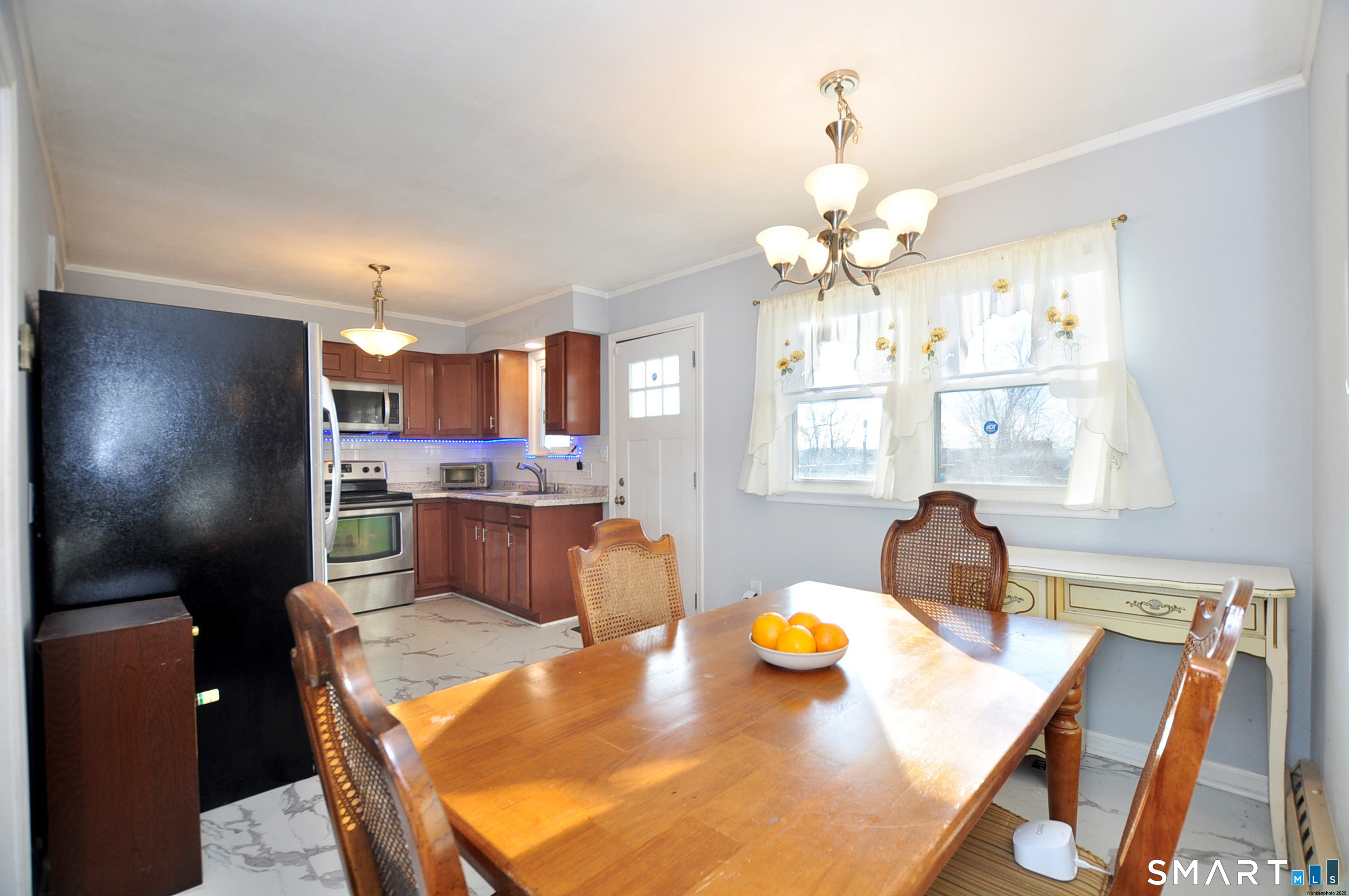 8 Cornfield Road Waterbury CT 06704