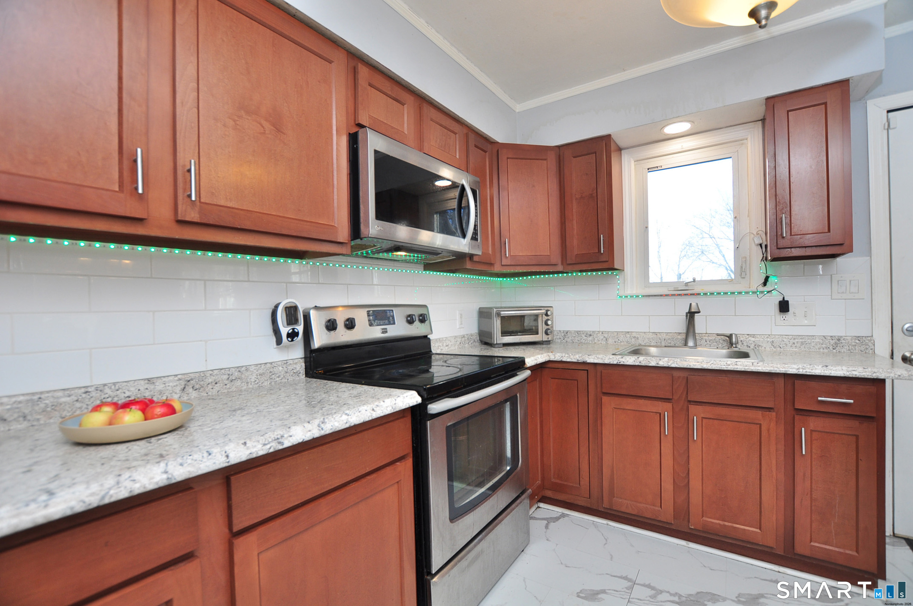 8 Cornfield Road Waterbury CT 06704
