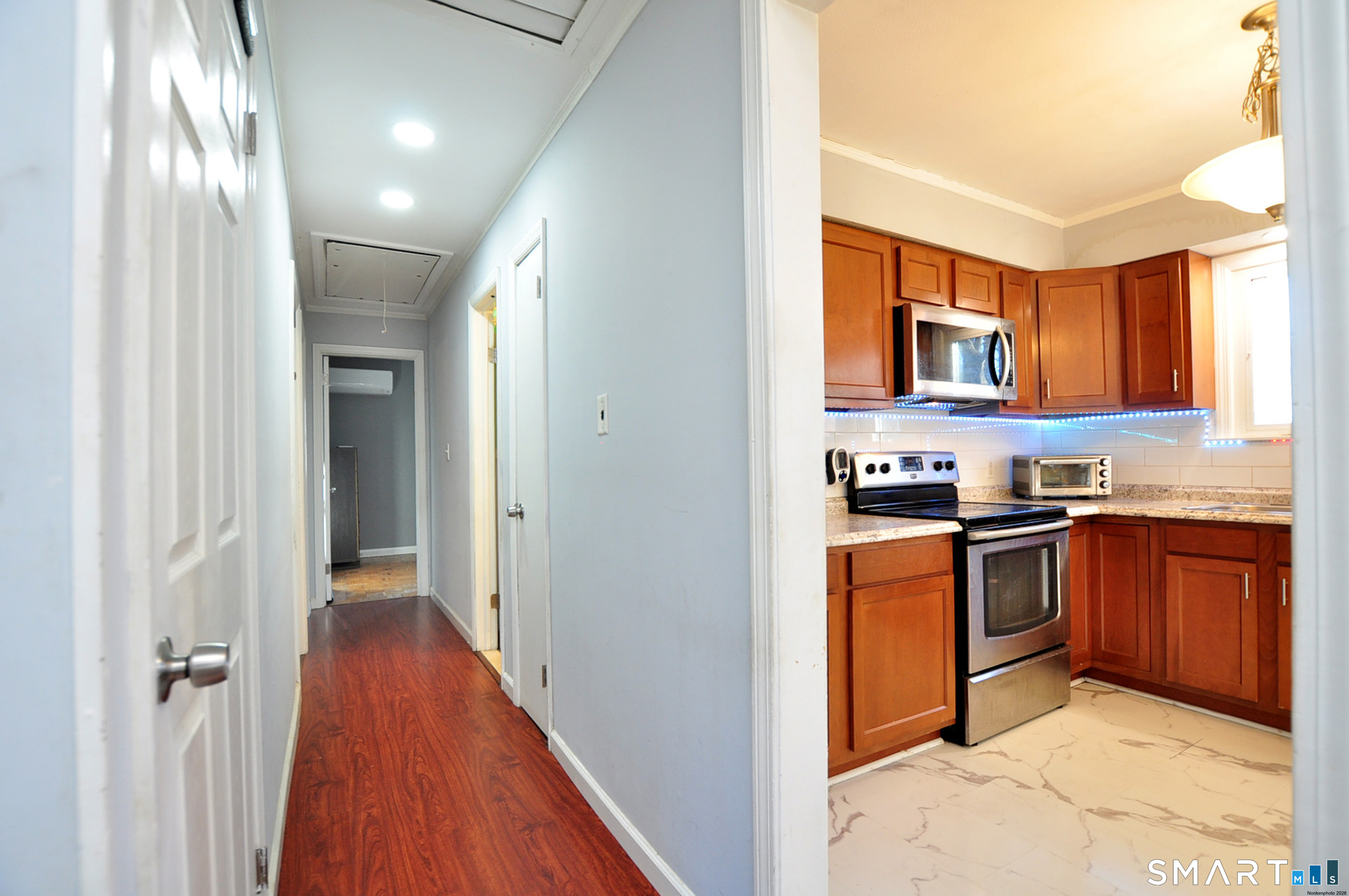 8 Cornfield Road Waterbury CT 06704