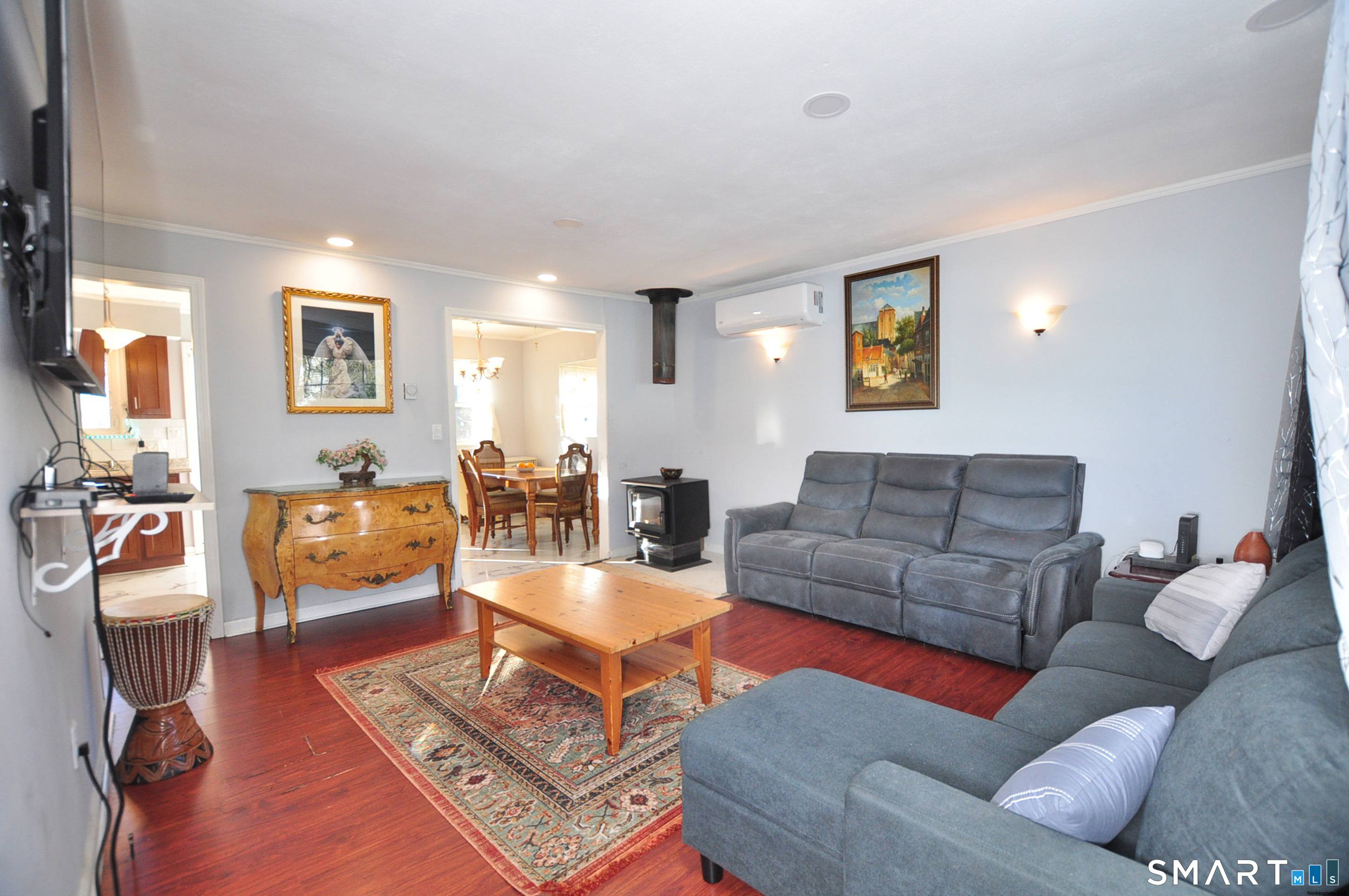 8 Cornfield Road Waterbury CT 06704