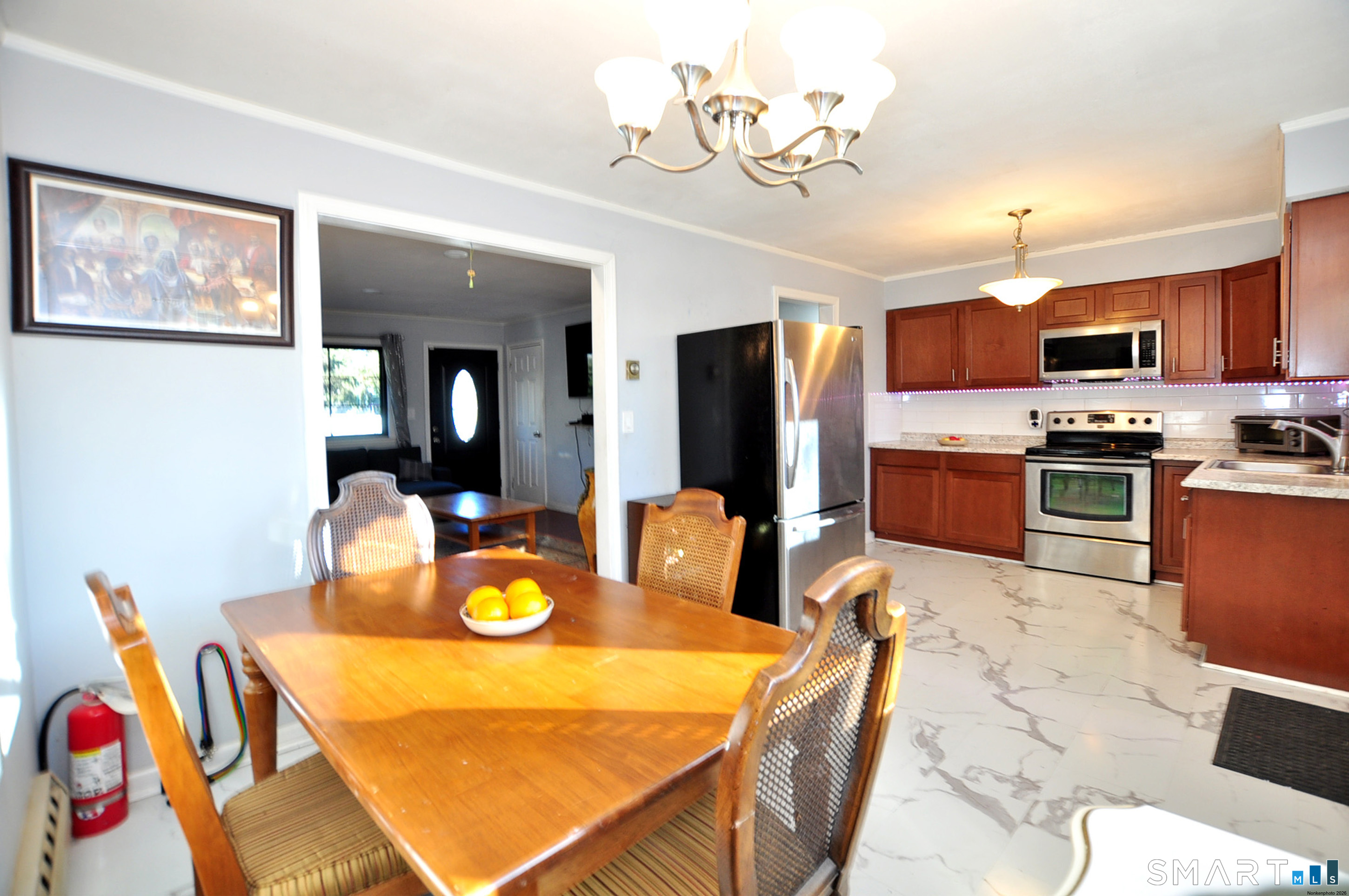8 Cornfield Road Waterbury CT 06704