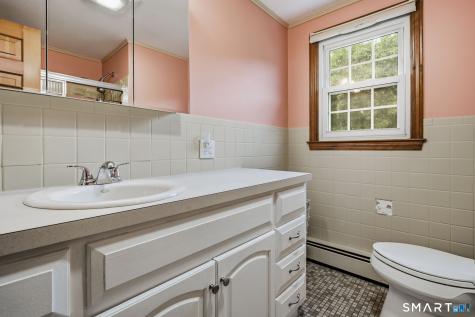 46 Governors Highway South Windsor CT 06074