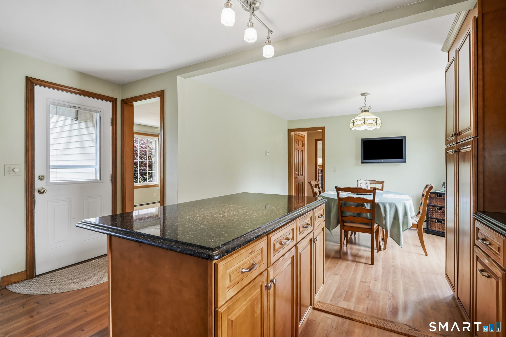 46 Governors Highway South Windsor CT 06074