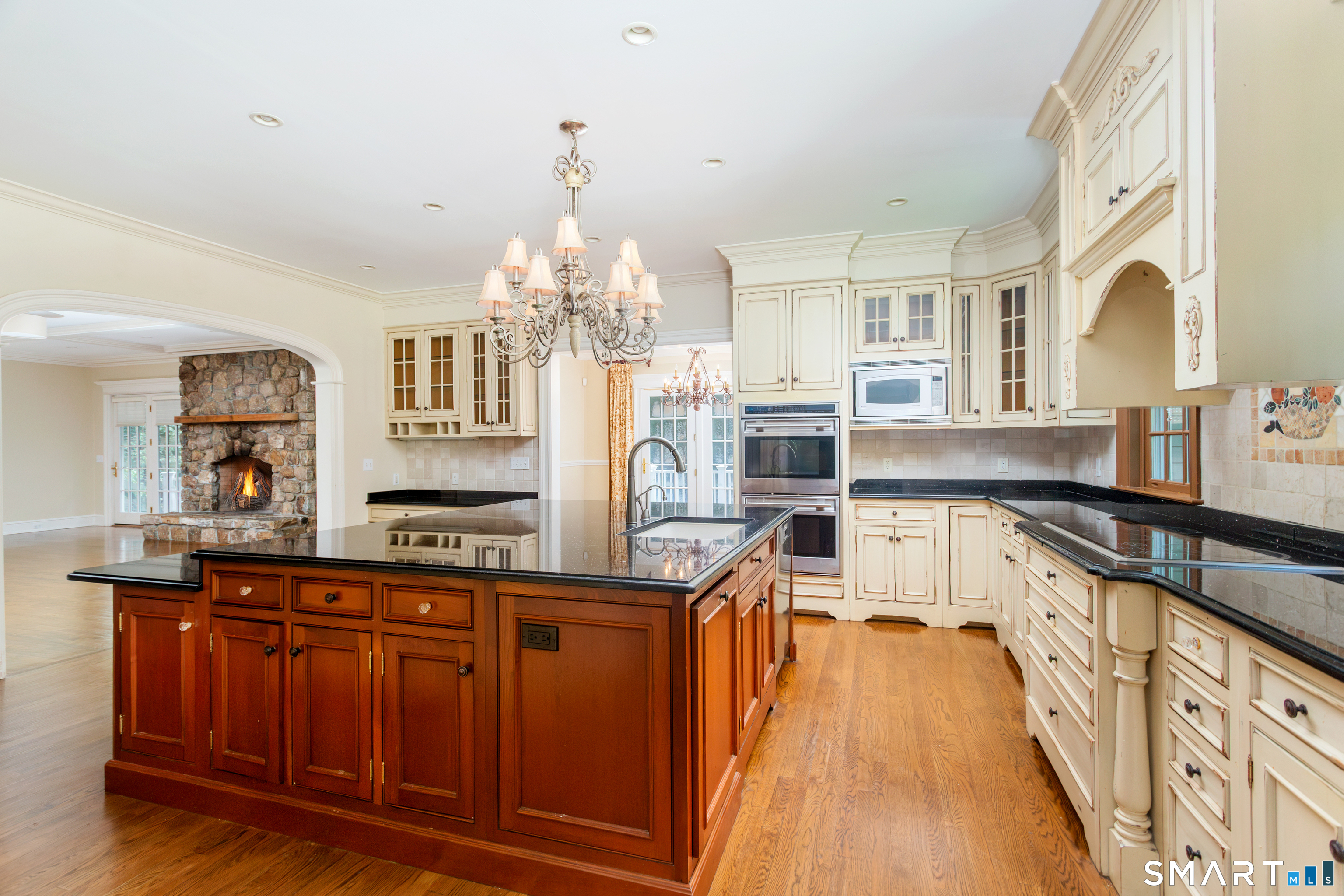 7 Old Hyde Road Weston CT 06883