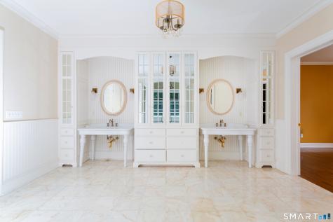 7 Old Hyde Road Weston CT 06883