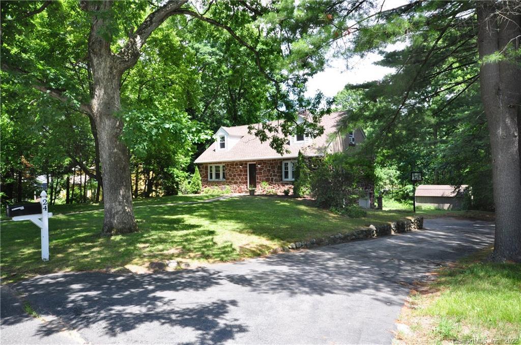 24 Lawrence Avenue Avon CT 06001