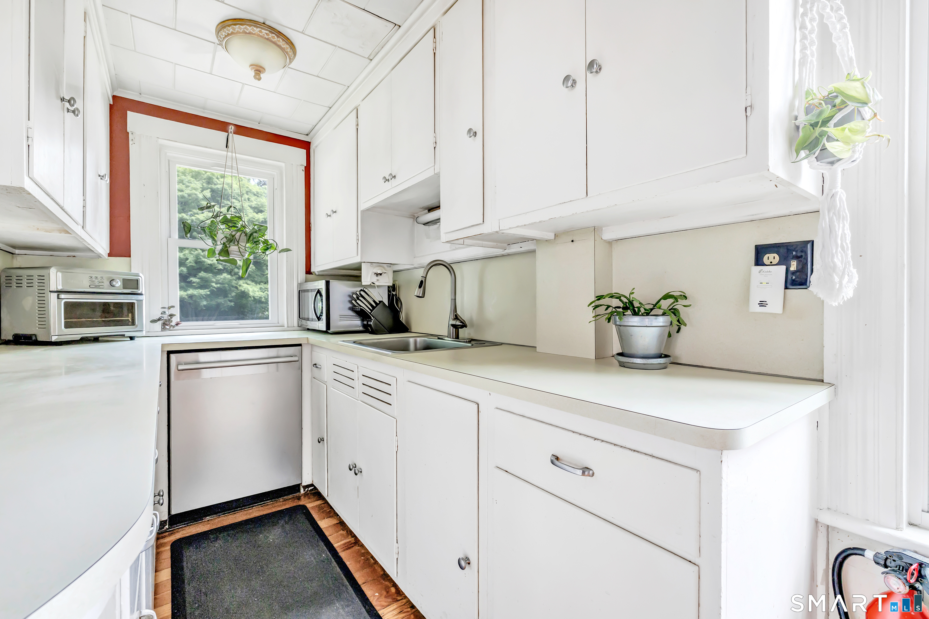 1326 Huntington Road Stratford CT 06614