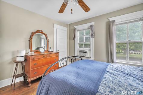1326 Huntington Road Stratford CT 06614