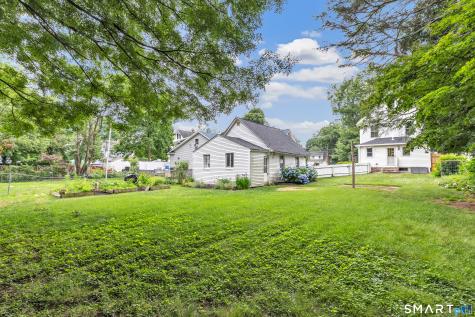 1326 Huntington Road Stratford CT 06614