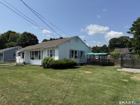 15 Jones Court Norwich CT 06360