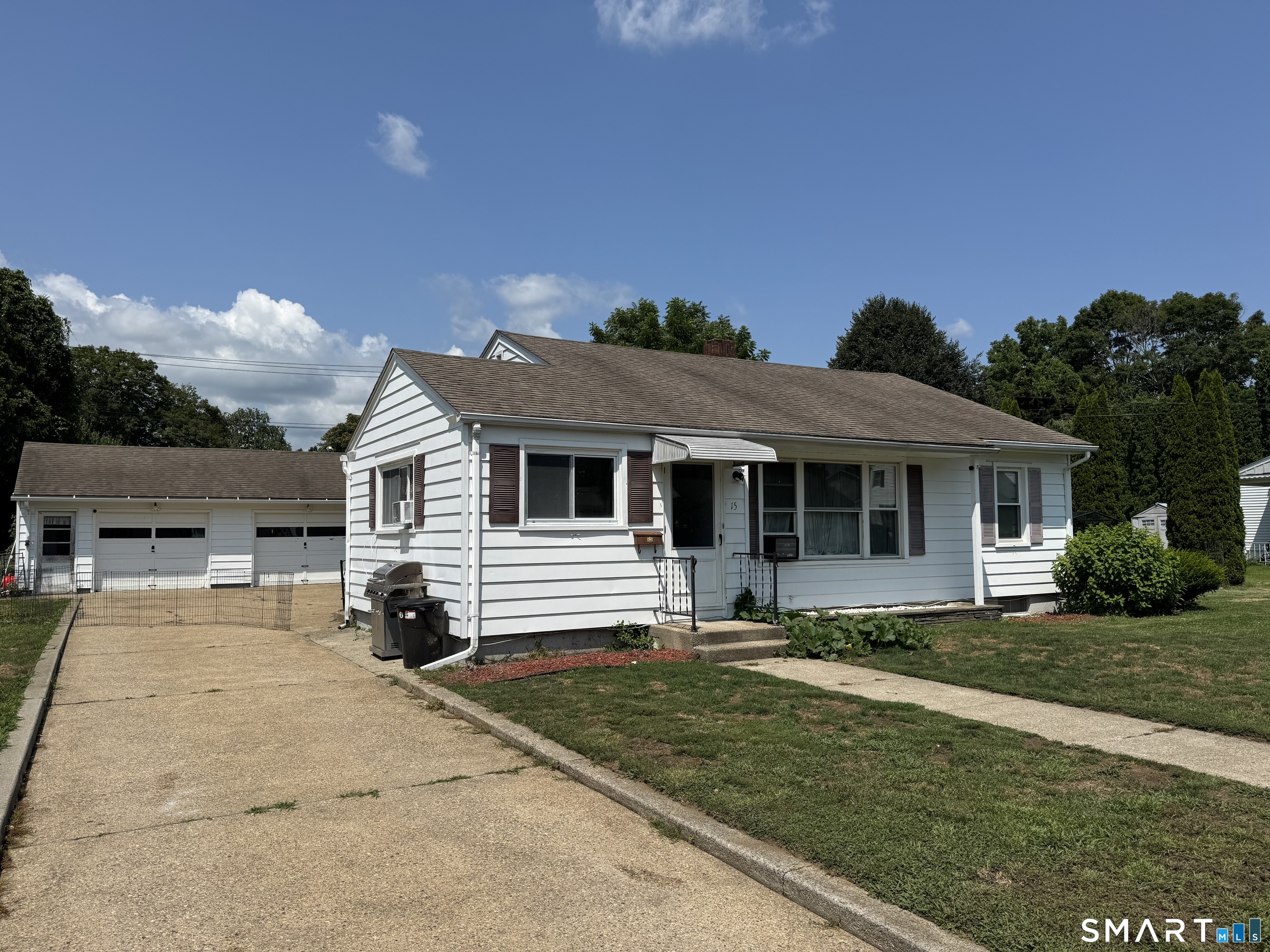 15 Jones Court Norwich CT 06360