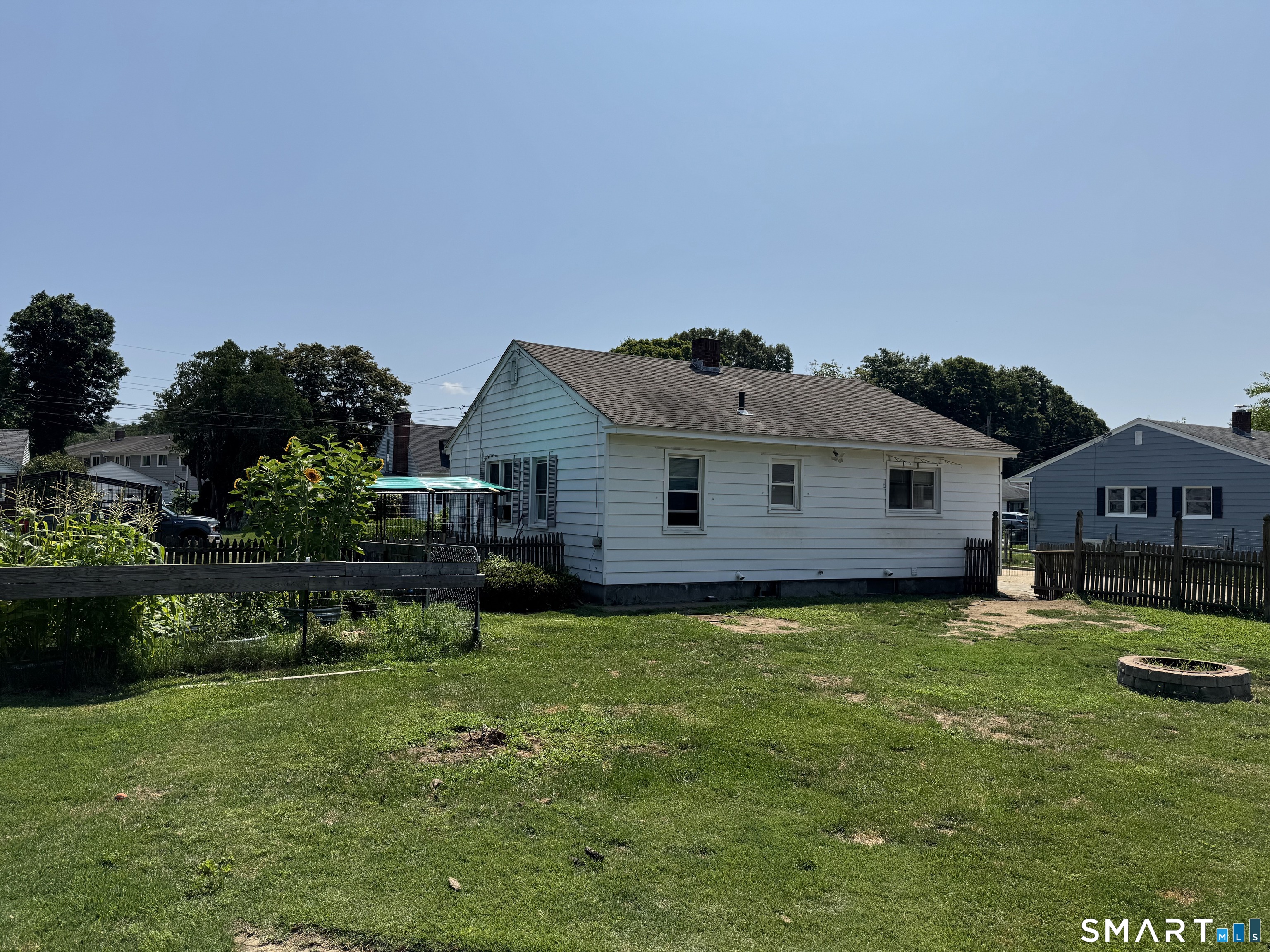 15 Jones Court Norwich CT 06360
