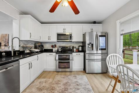 286 Moose Hill Road Monroe CT 06468