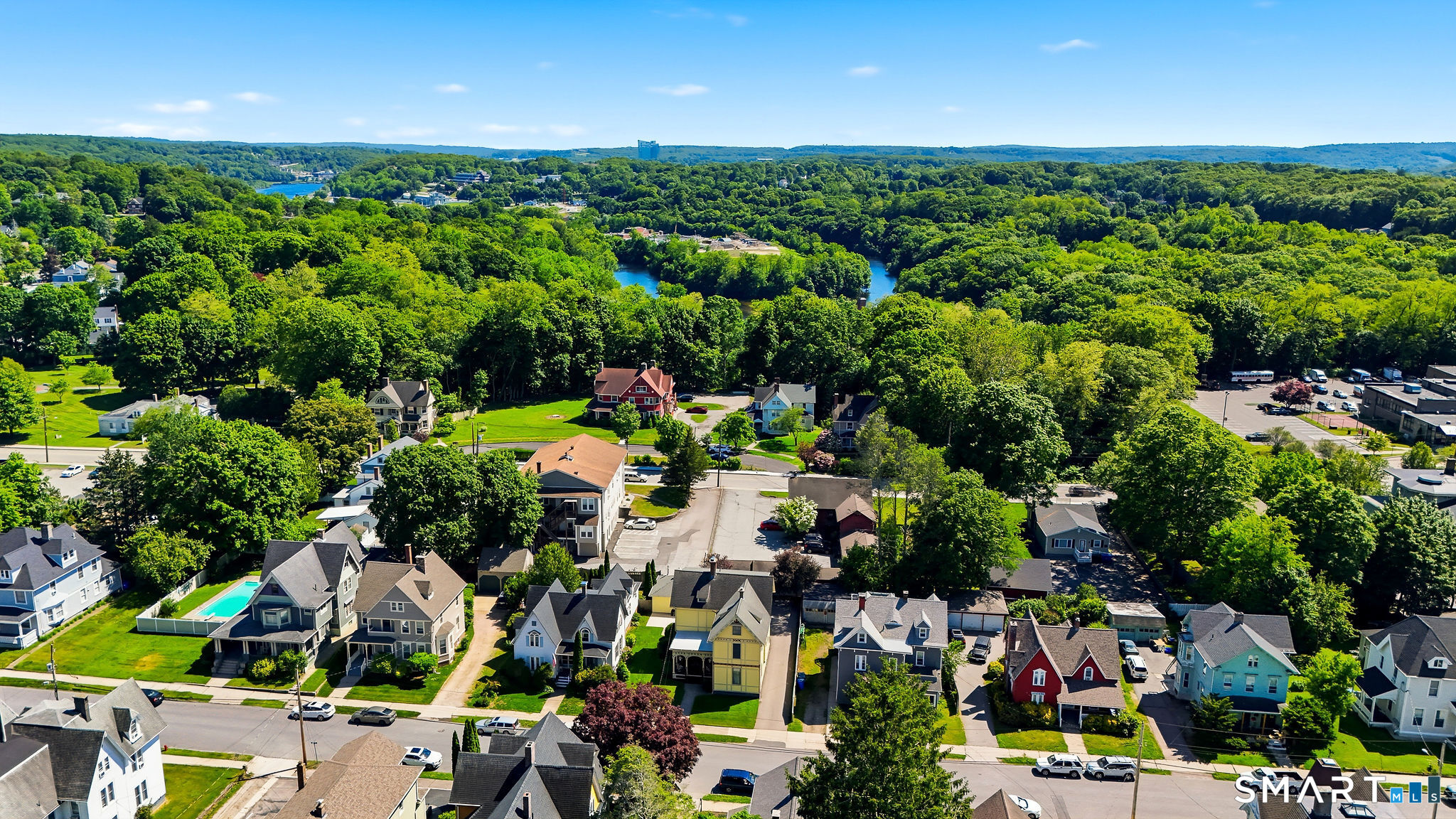 24 Lincoln Avenue Norwich CT 06360