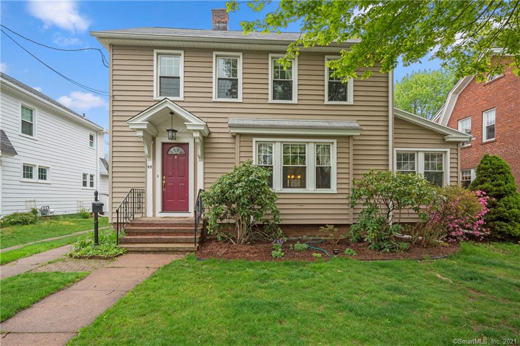 44 Greenway Street Hamden CT 06517