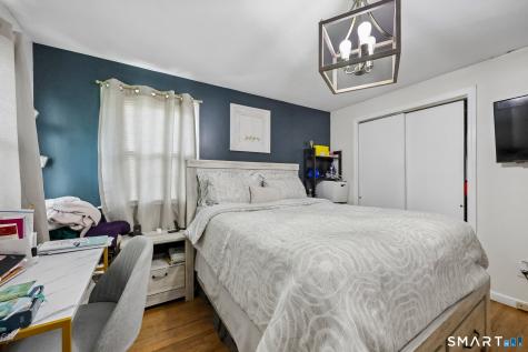 94 Roosevelt St Extension New Haven CT 06513