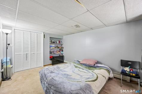94 Roosevelt St Extension New Haven CT 06513