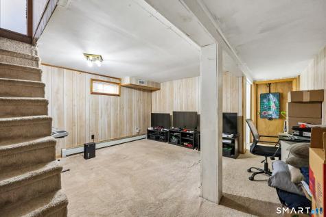 94 Roosevelt St Extension New Haven CT 06513
