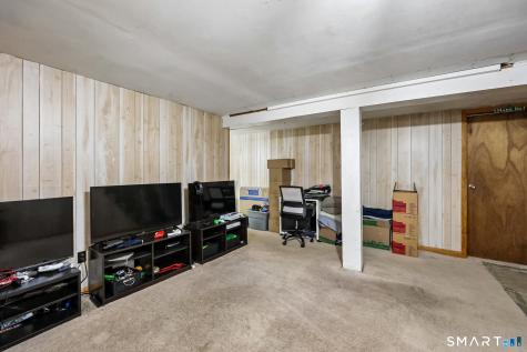 94 Roosevelt St Extension New Haven CT 06513