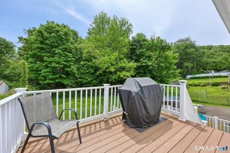 94 Roosevelt St Extension New Haven CT 06513