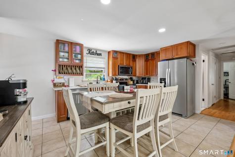 94 Roosevelt St Extension New Haven CT 06513
