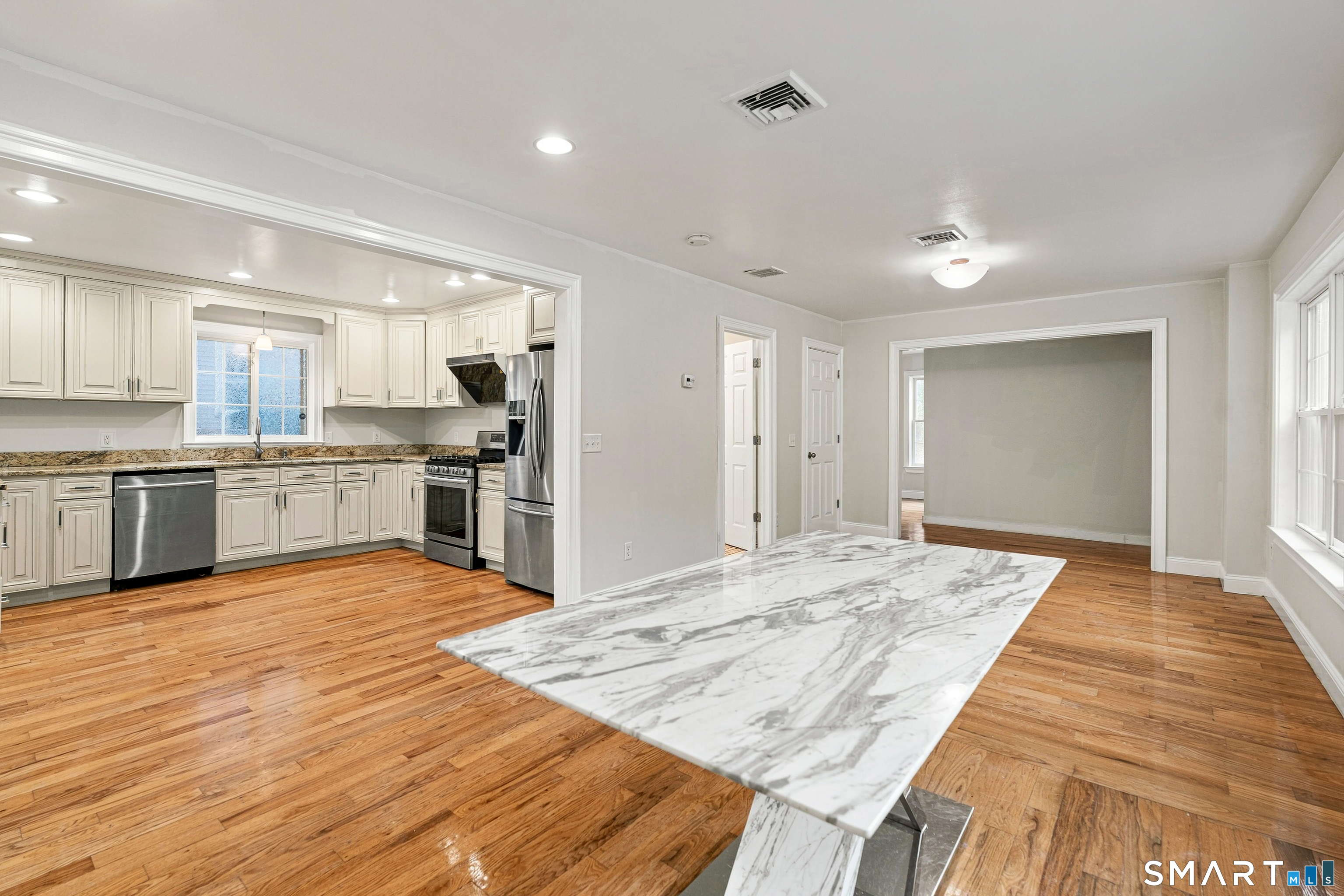42 White Avenue Middlebury CT 06762