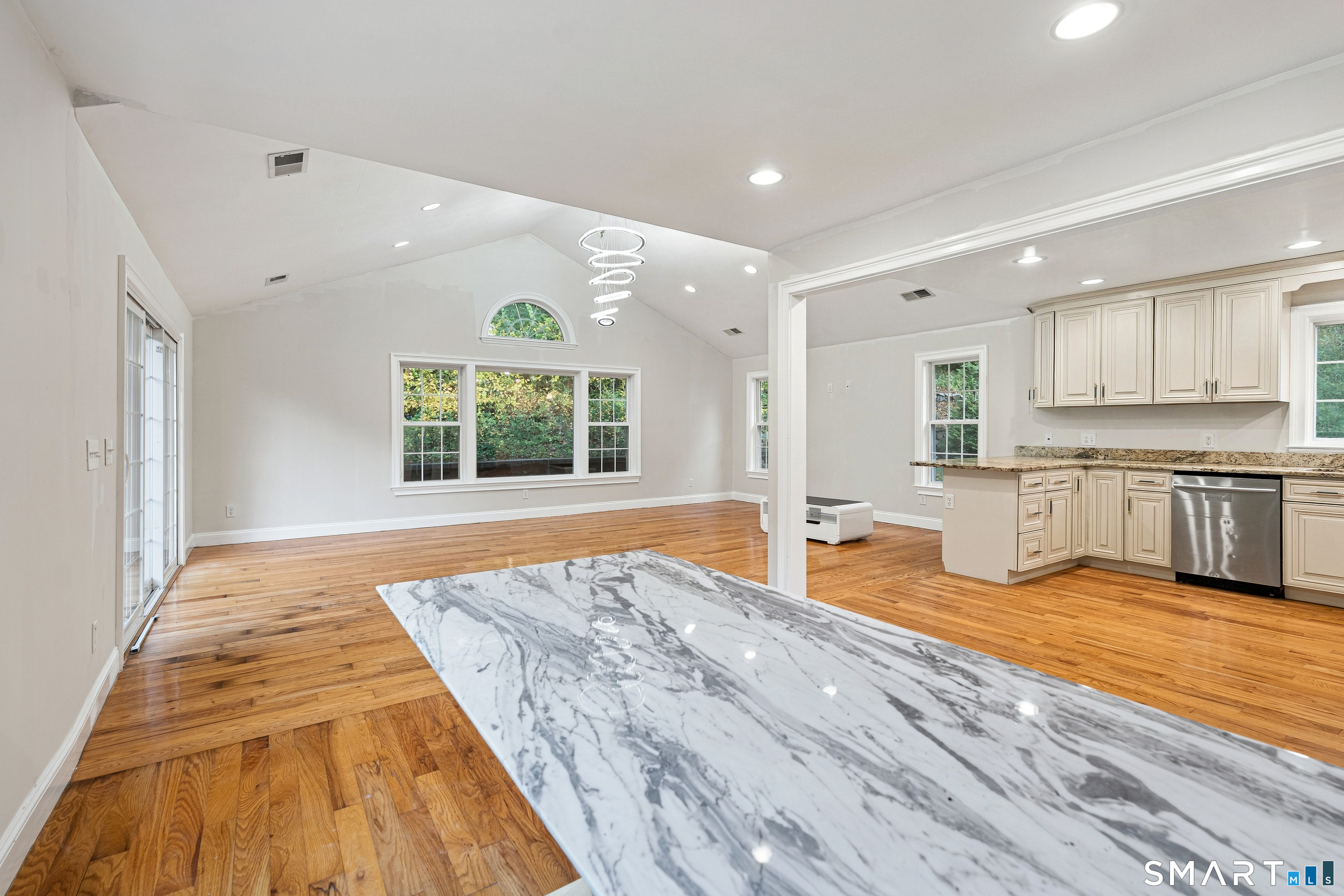 42 White Avenue Middlebury CT 06762