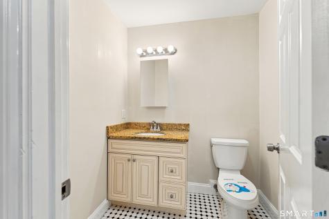 42 White Avenue Middlebury CT 06762