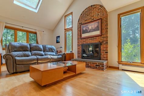 5 Pond View Drive Cromwell CT 06416