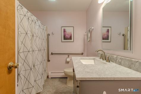 5 Pond View Drive Cromwell CT 06416
