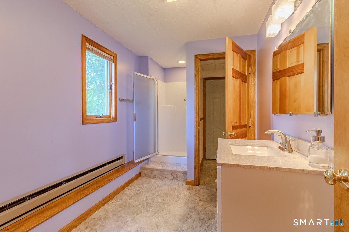 5 Pond View Drive Cromwell CT 06416