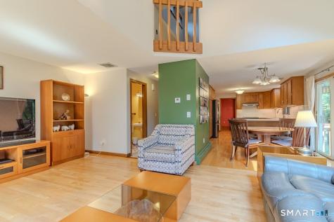 5 Pond View Drive Cromwell CT 06416
