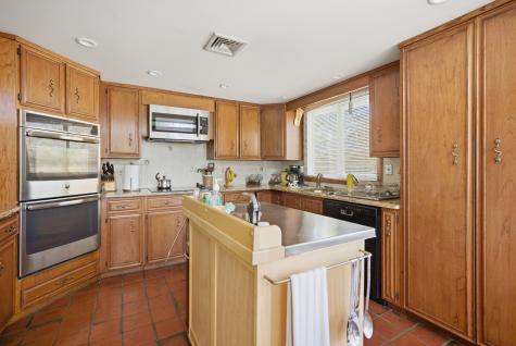 4 Alan Road Danbury CT 06810