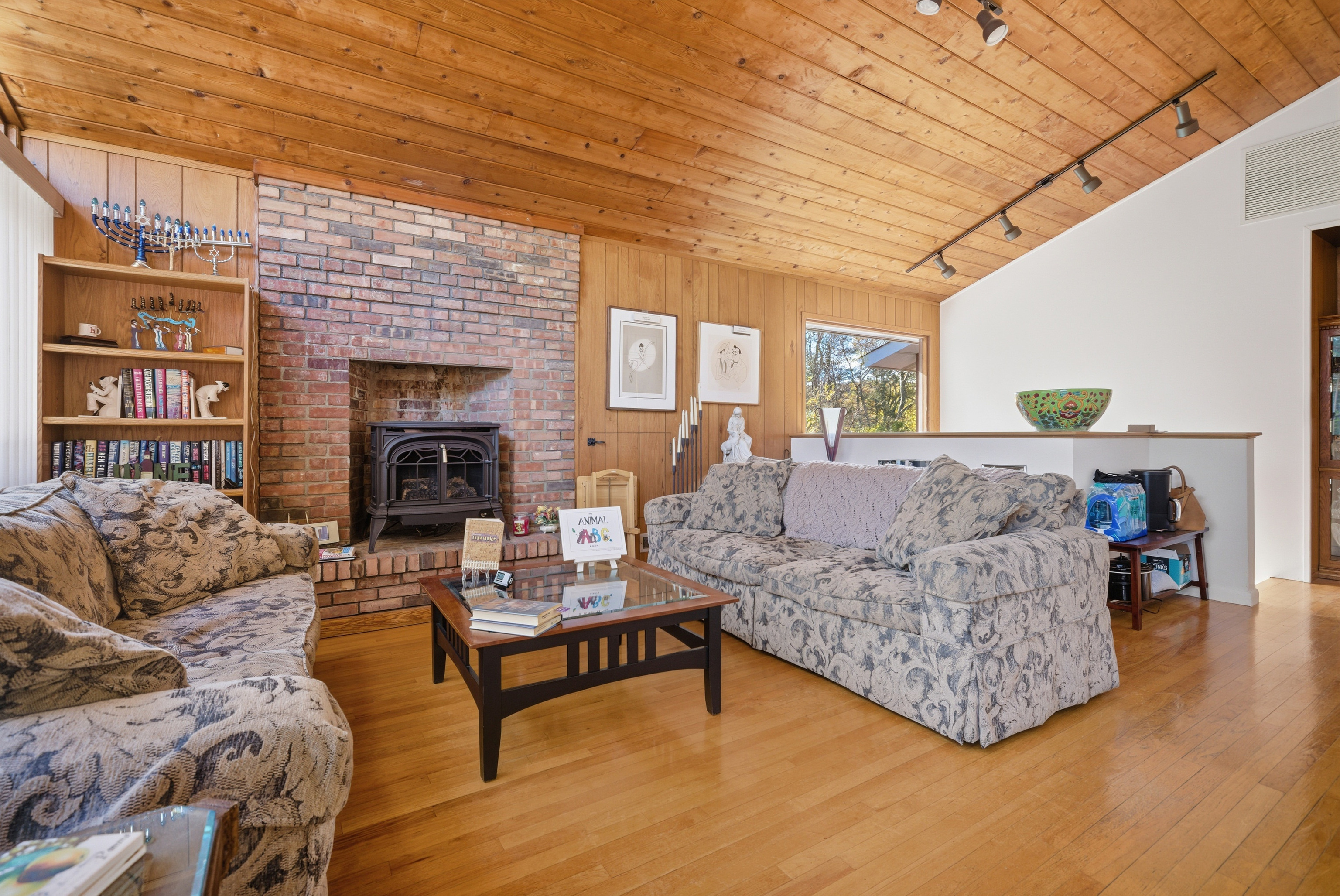 4 Alan Road Danbury CT 06810