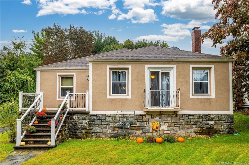 413 Divinity Street Bristol CT 06010