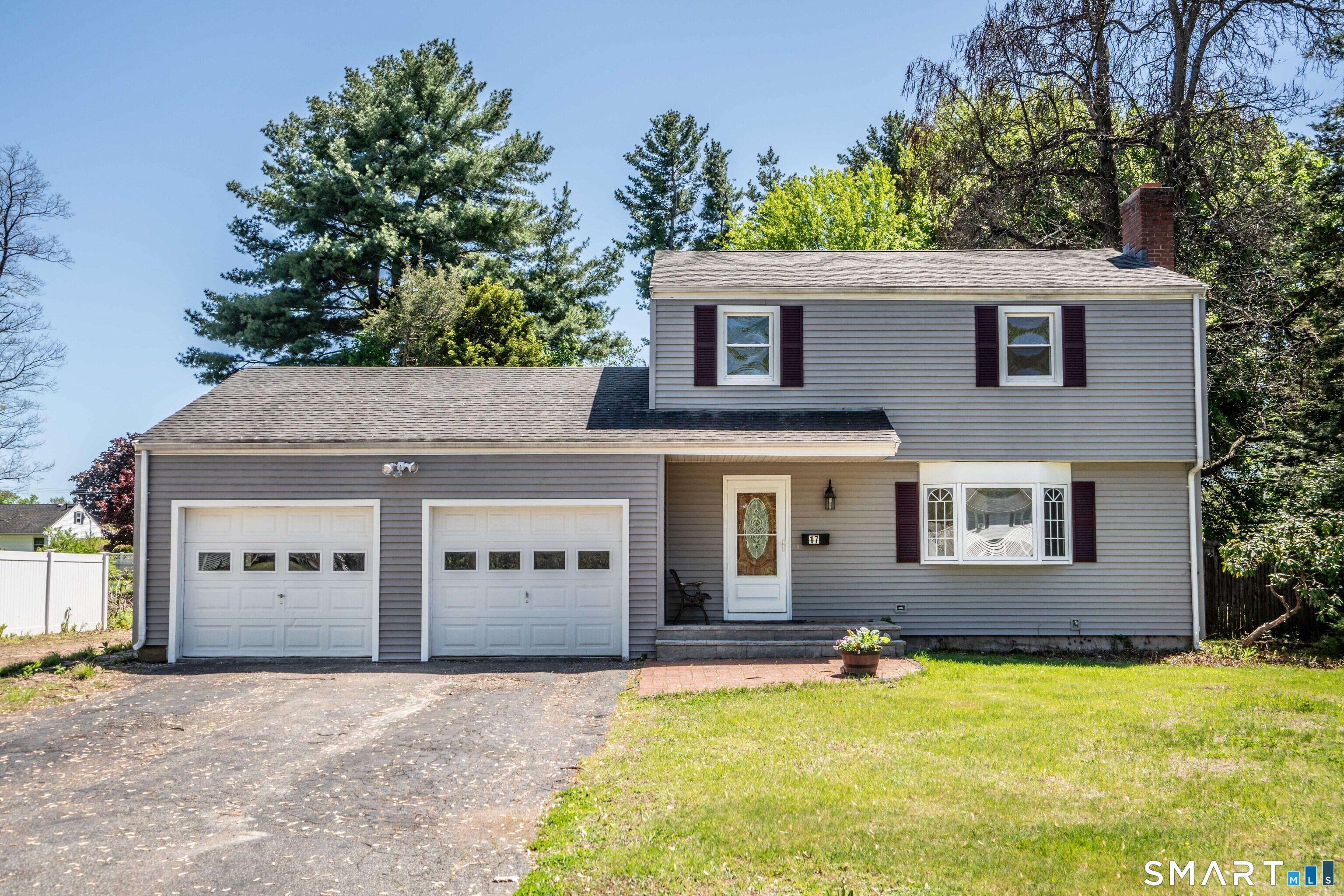 17 Schaffer Drive East Hartford CT 06118