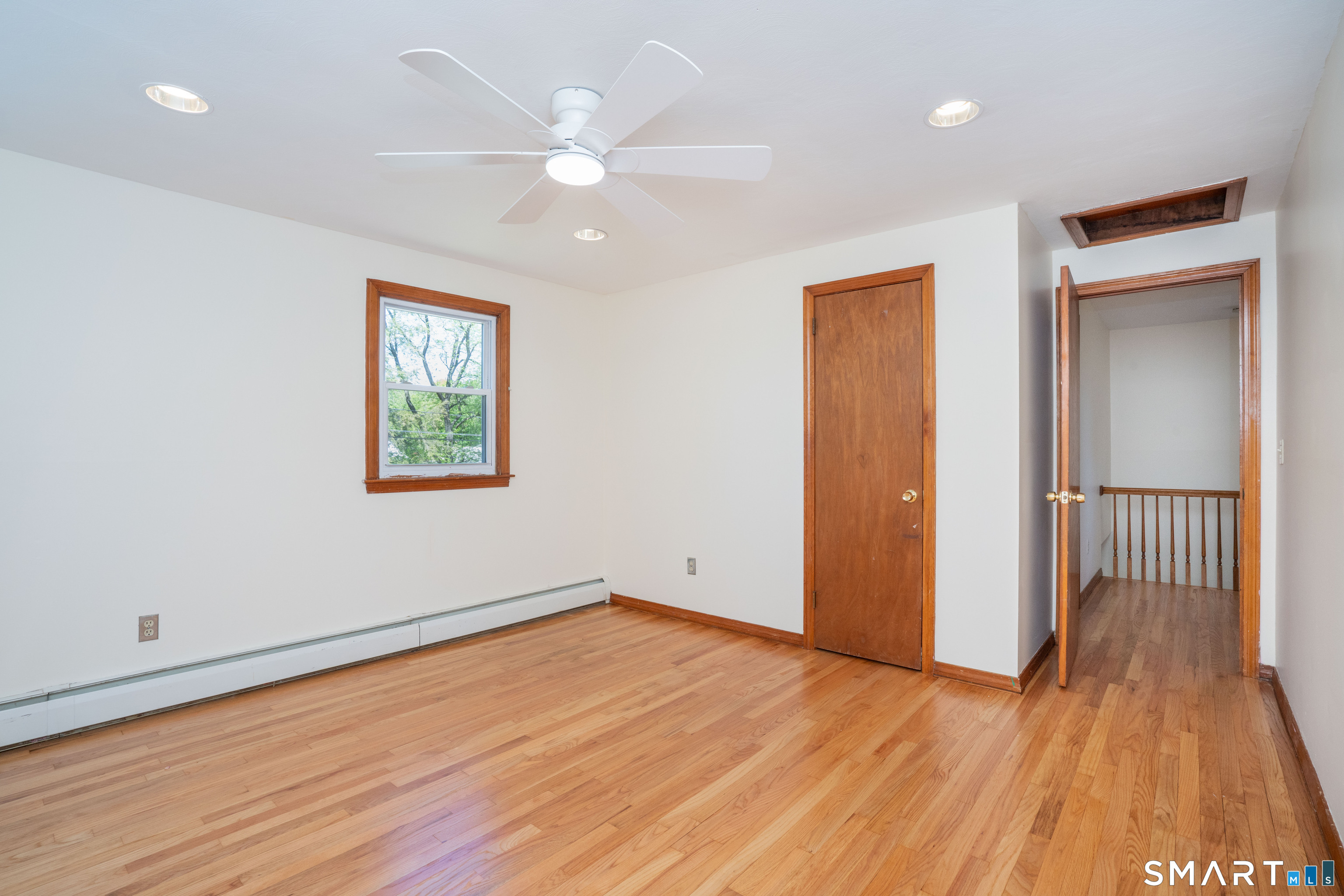 17 Schaffer Drive East Hartford CT 06118