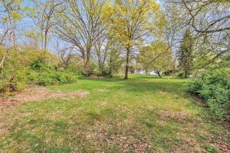 2803 Broadbridge Avenue Stratford CT 06614
