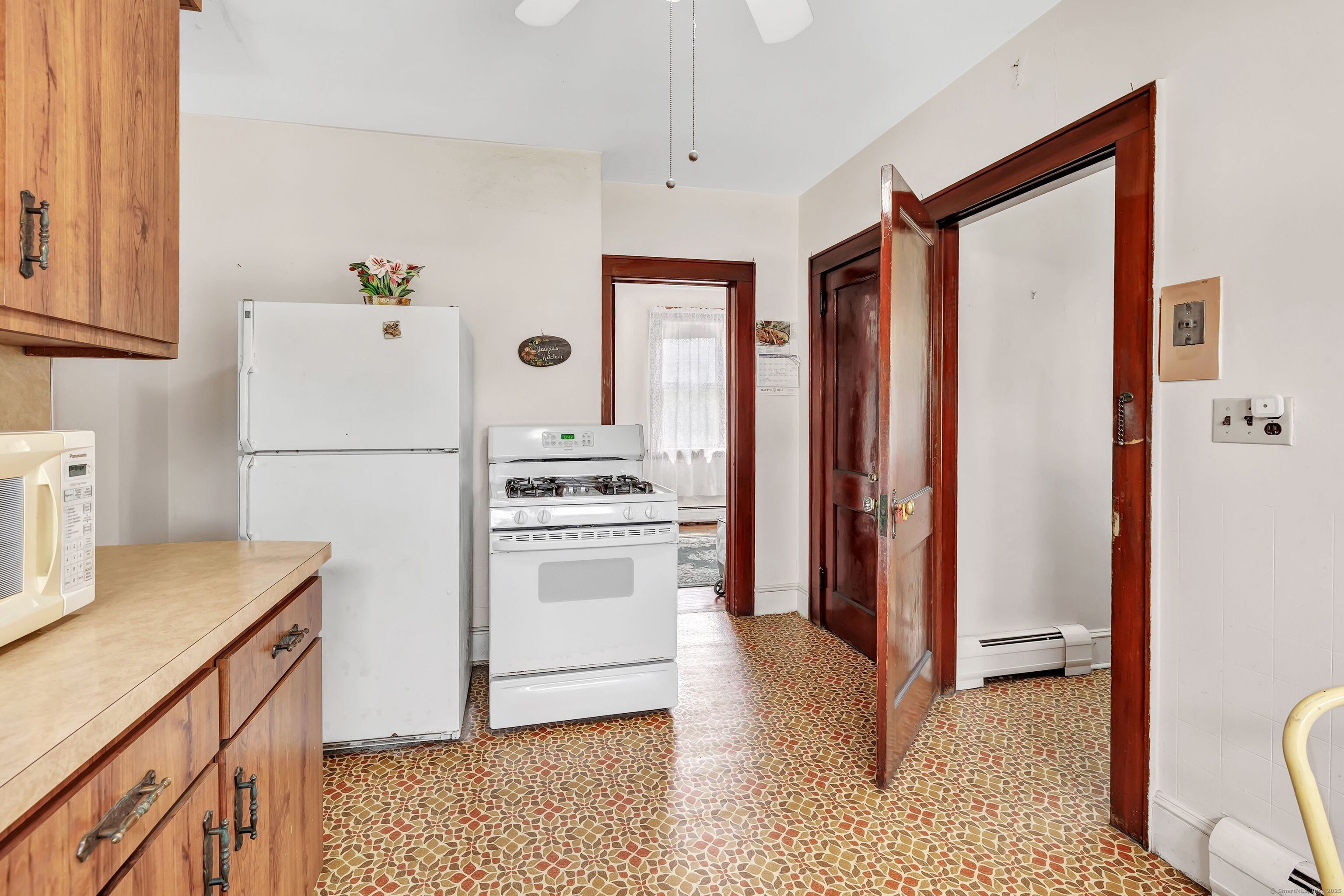 2803 Broadbridge Avenue Stratford CT 06614